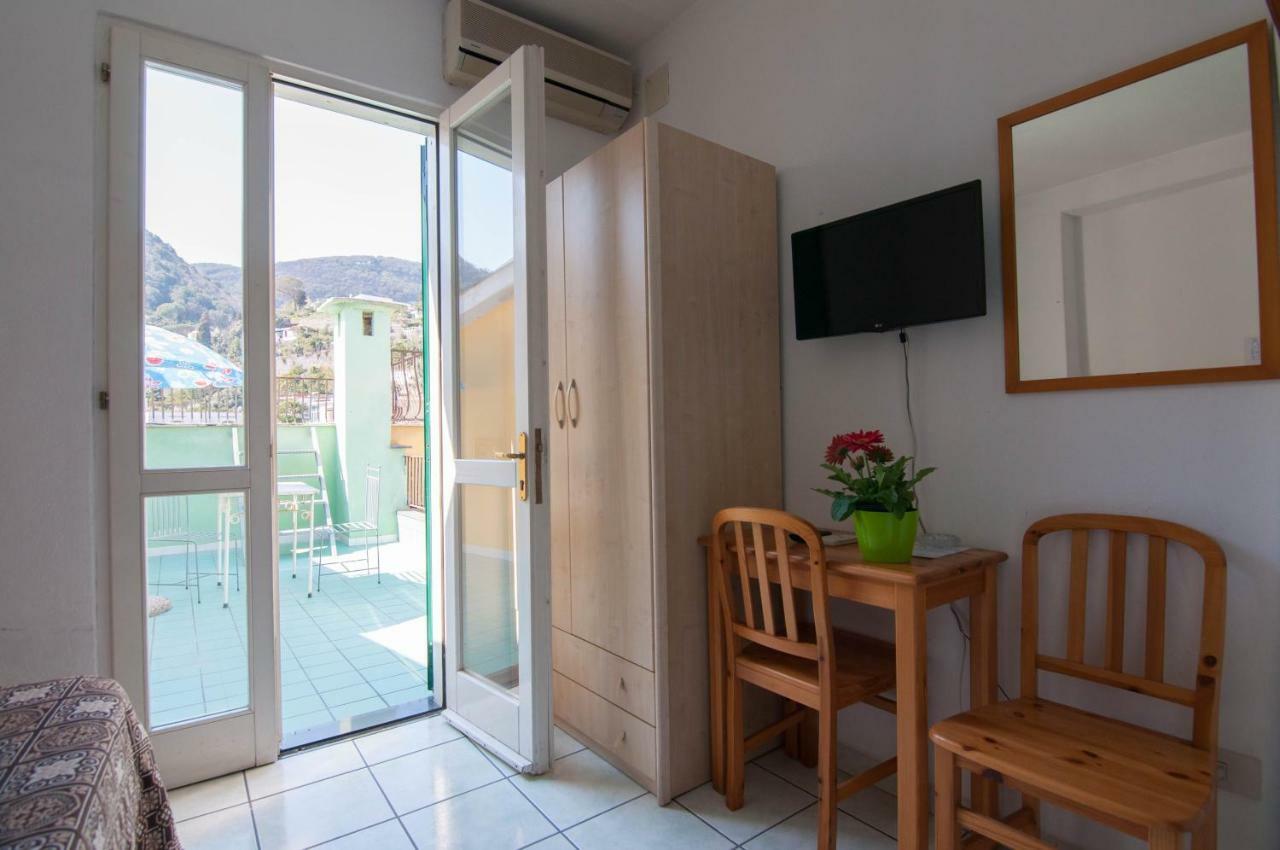 Albergo Macri Ischia Exterior foto
